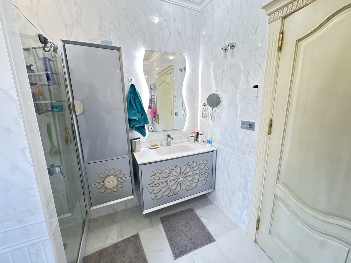 Villa en venta en Cabo Roig (Orihuela)