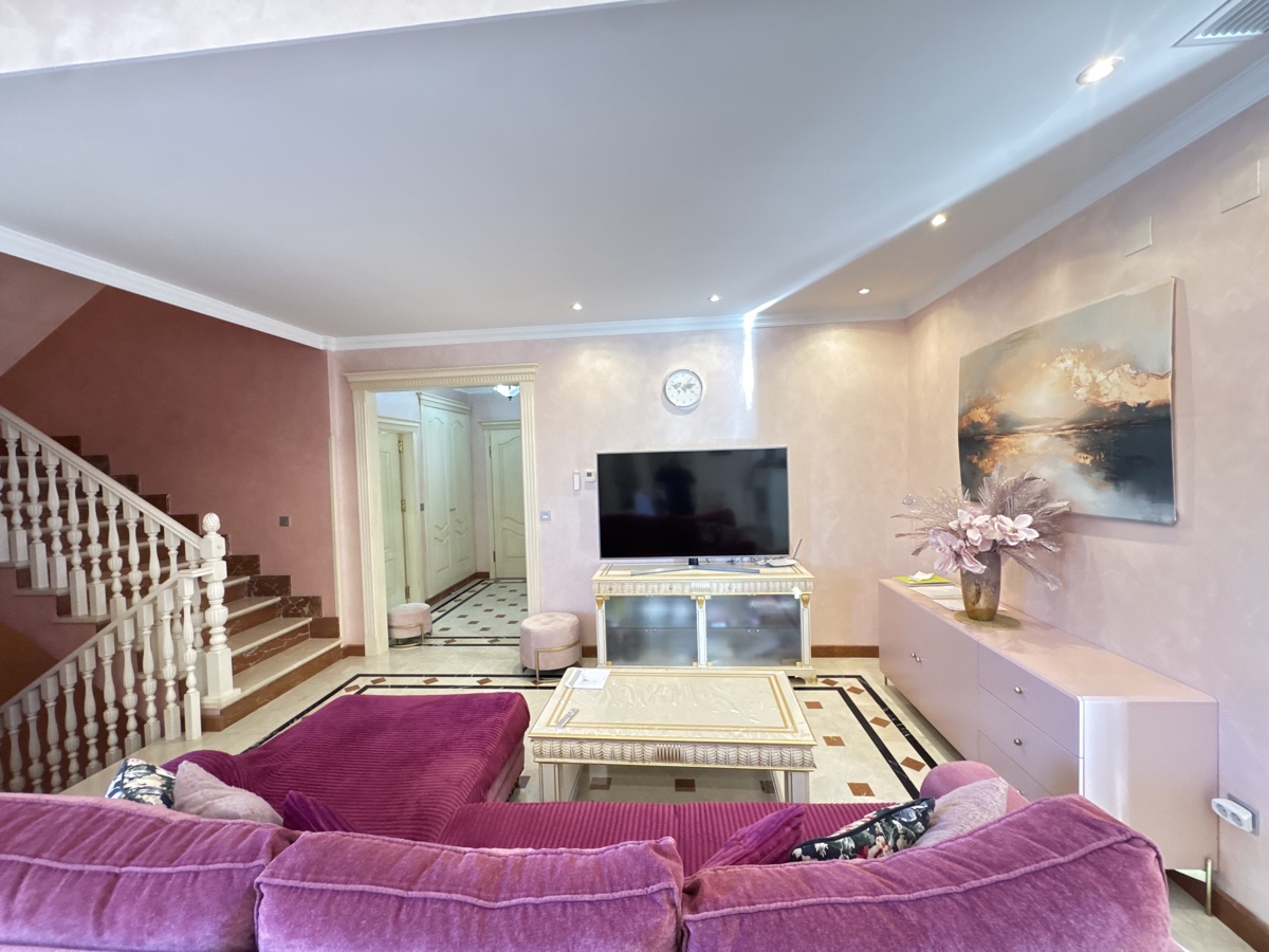 Villa en venta en Cabo Roig (Orihuela)