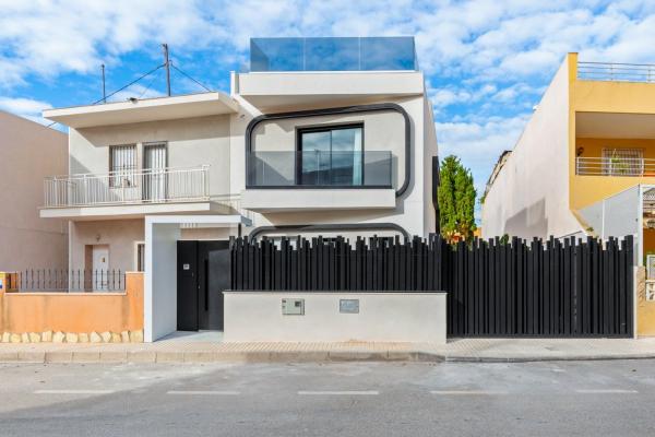 Villa en venta en Torre de la Horadada (Pilar de la Horadada)