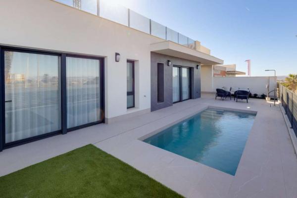 Villa en venta en Torrevieja
