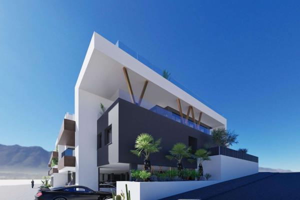 Atractiva Planta Baja en Benijofar con Amplia Terraza y ...