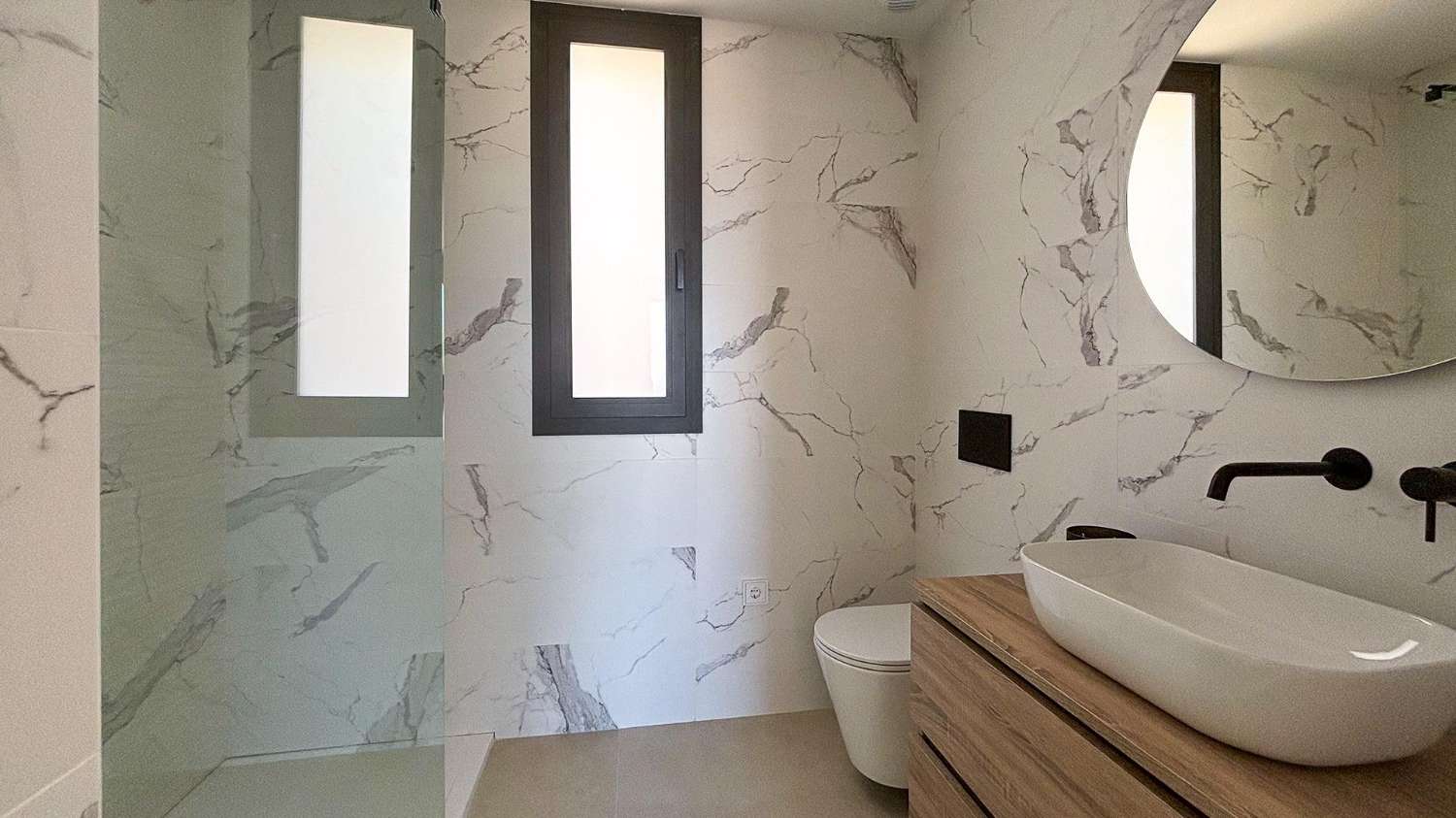 Bonita villa en el Mediterraneo, Alicante
