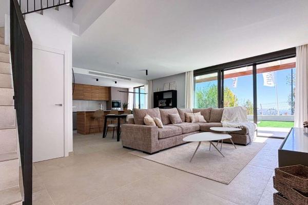 Bonita villa en el Mediterraneo, Alicante