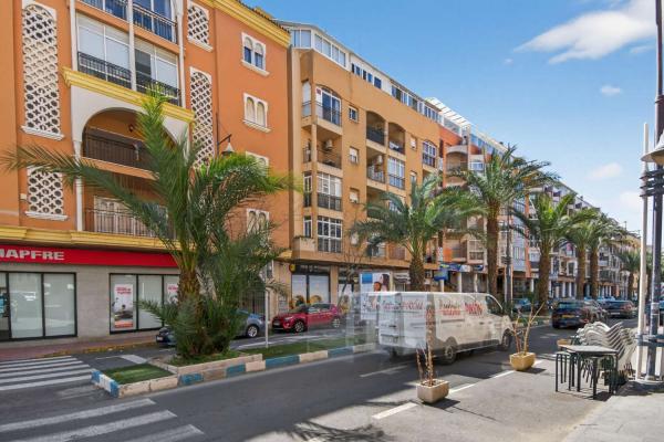 Appartamento in vendita a Torrevieja