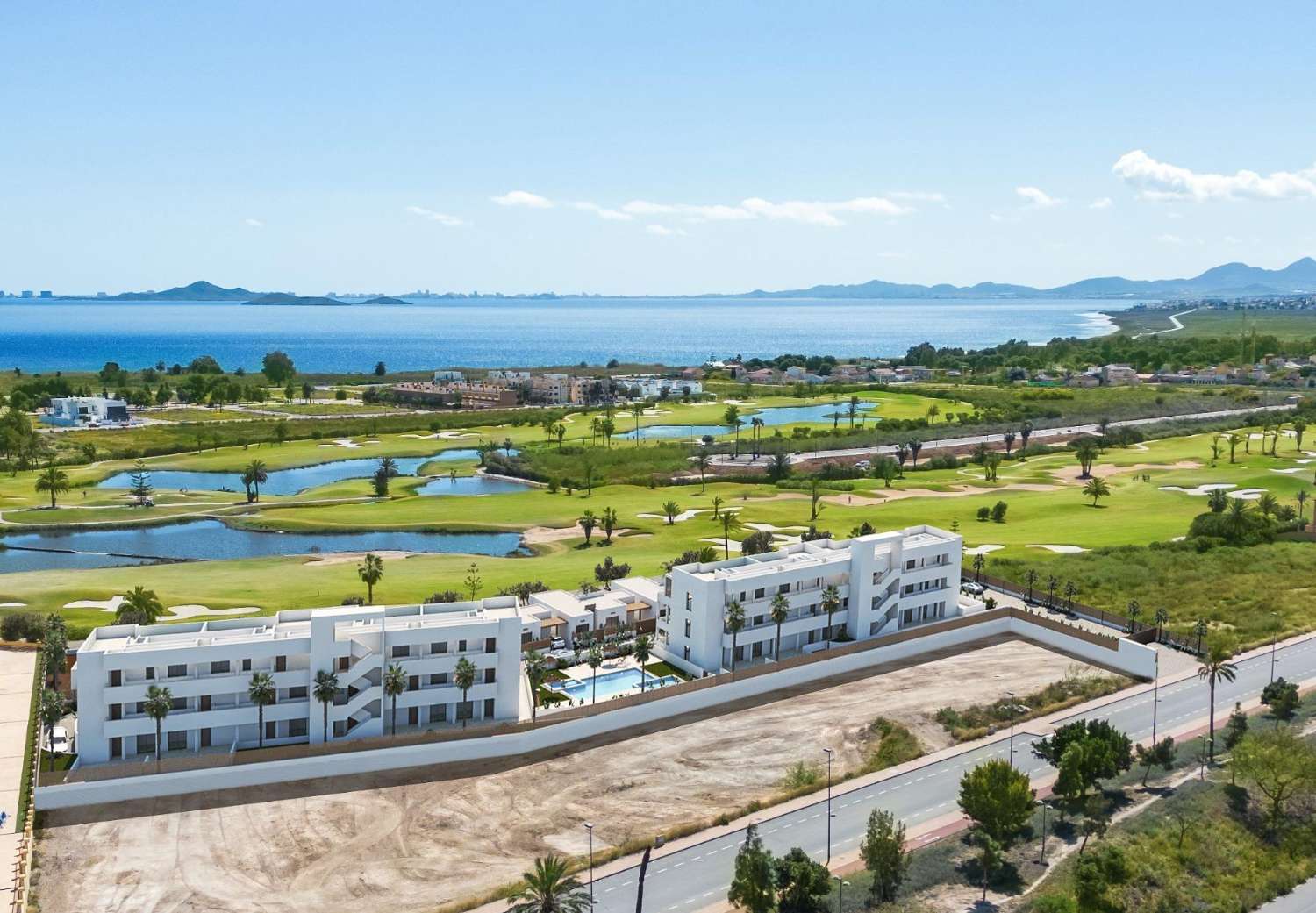 Apartamento de 2 habitaciones en venta en Los Alcázares.