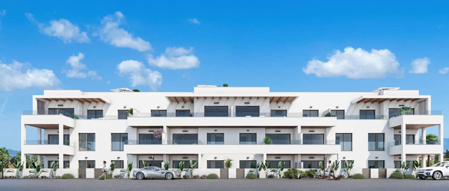 Apartamento de 2 habitaciones en venta en Los Alcázares.
