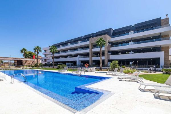 شقة للبيع في Playa Flamenca (Orihuela)