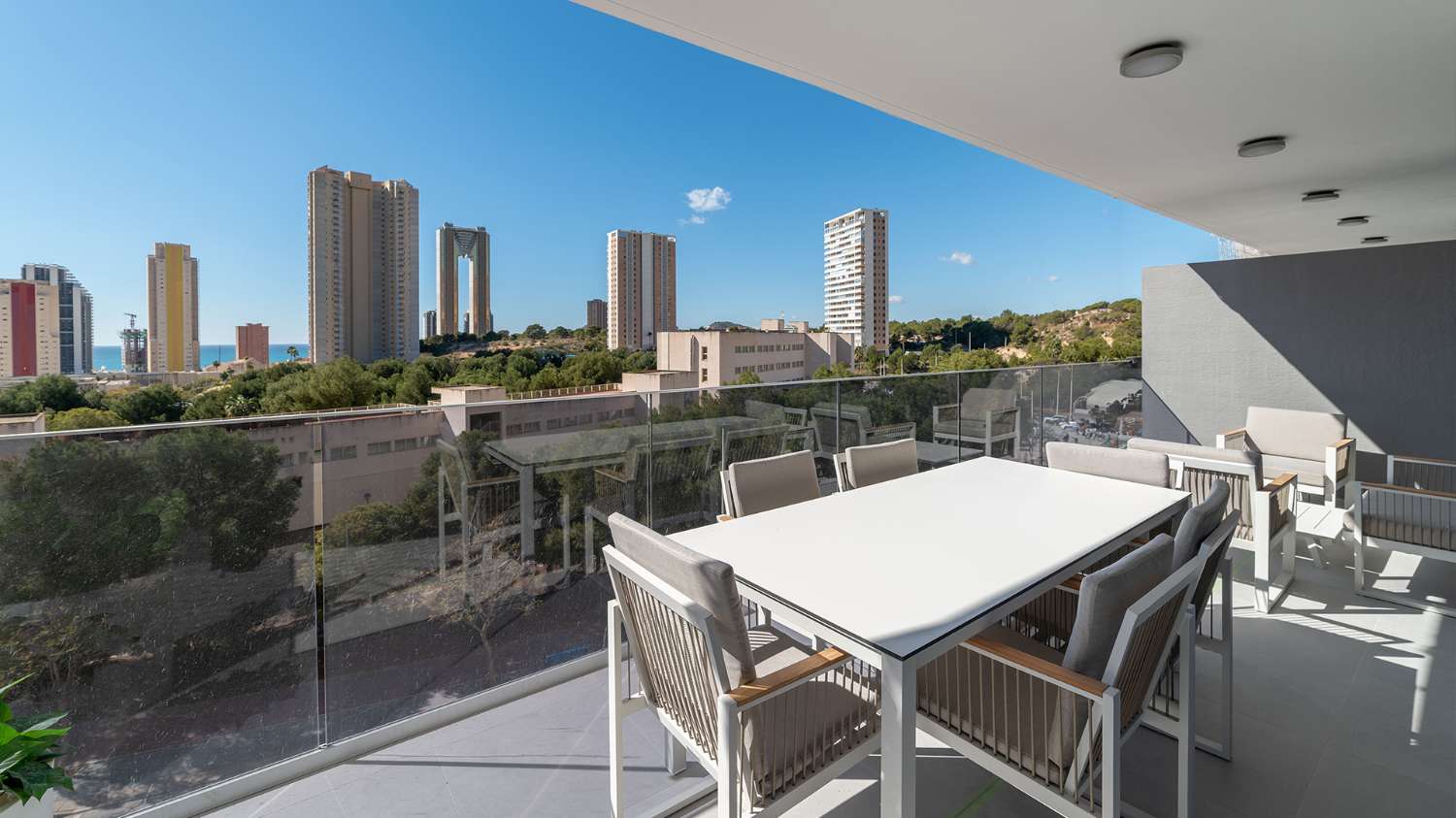 Apartamentos de obra nueva con excelentes zonas comunes en Benidorm